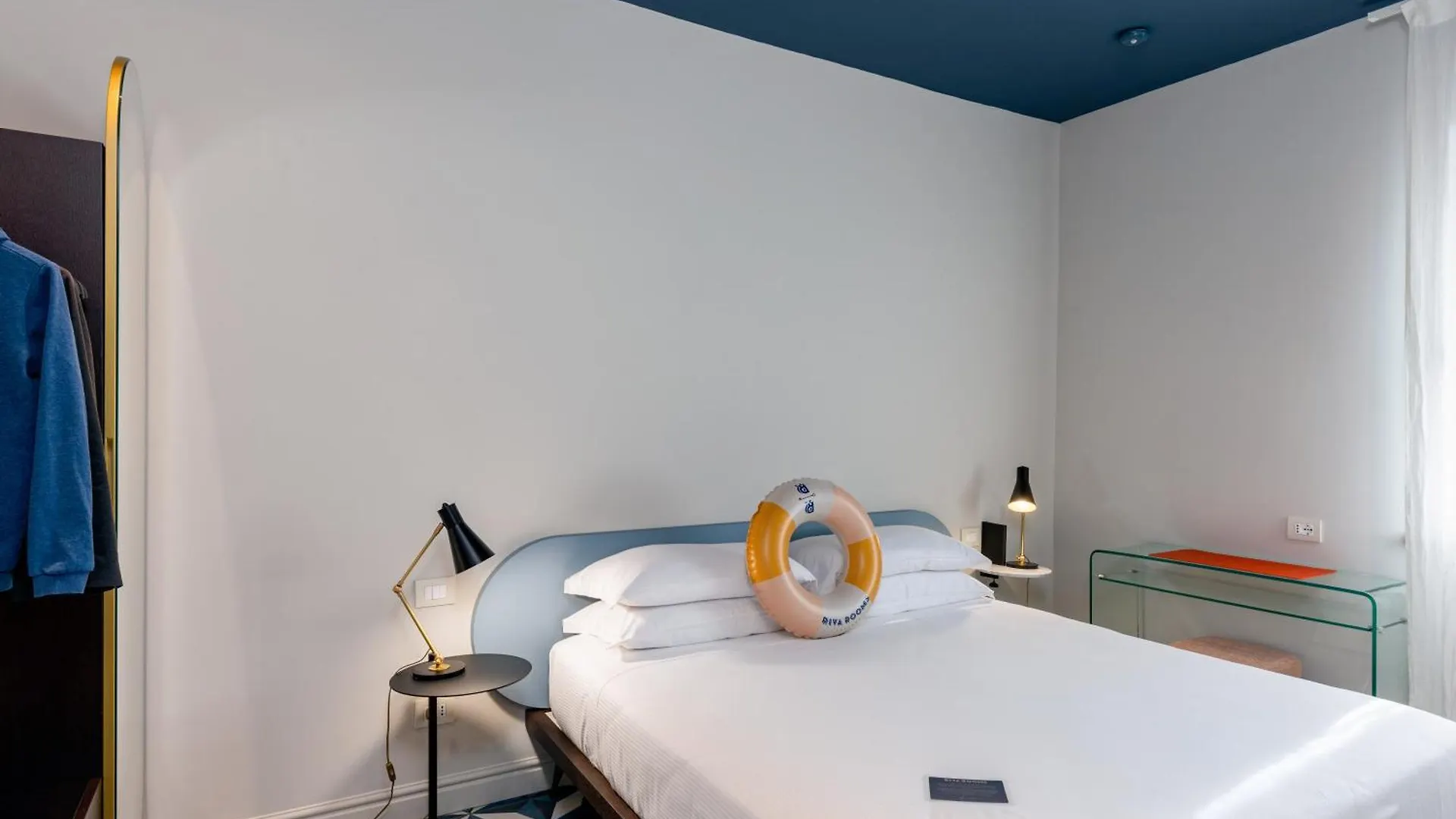 Riva Rooms Follonica 0*,