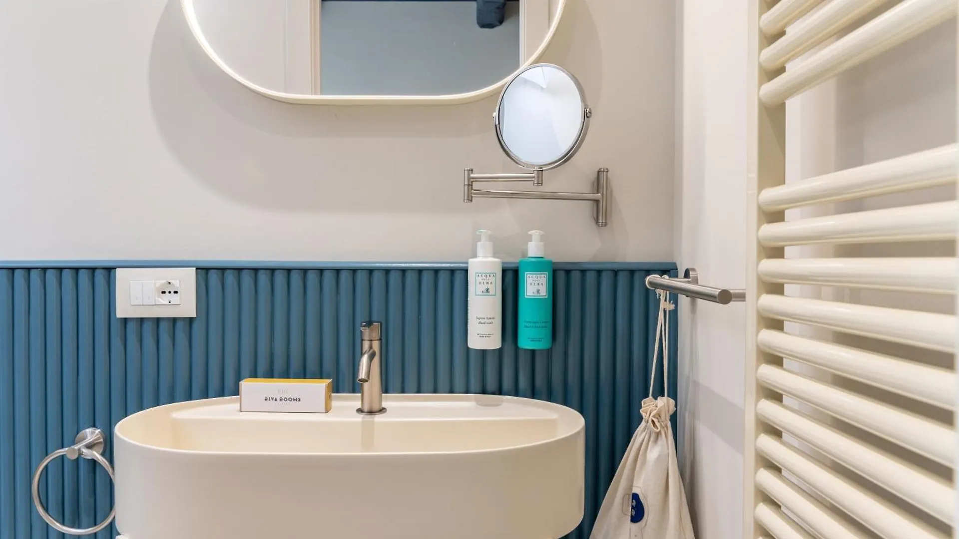 Riva Rooms Follonica Italia